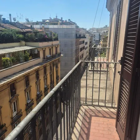 Apartament Attico Cavour Prati, Vicino Piazza Navona, Castel Sant'angelo E San Pietro Rzym